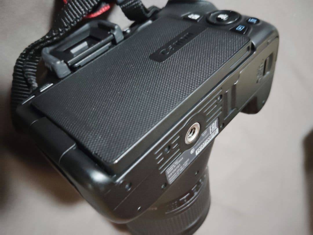 Canon EOS Kiss X10 デジタル一眼レフ　セット