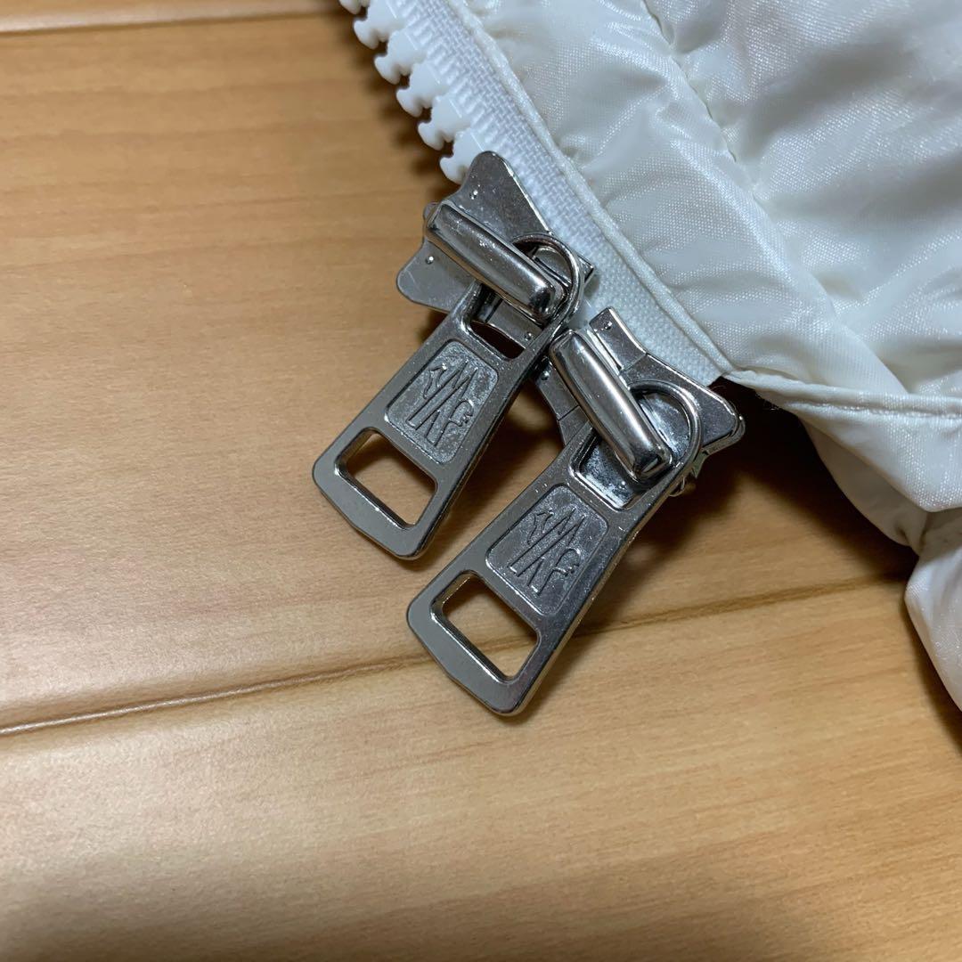 美品⭐️モンクレール　 CHIABLESE キアーブルス　3 ホワイト5D129