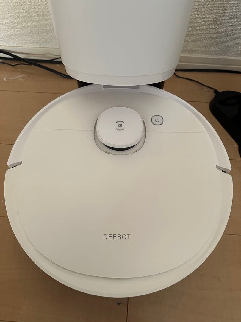 お掃除ロボット　ECOVACS(エコバックス）　　DEEBOT N8+ 本体