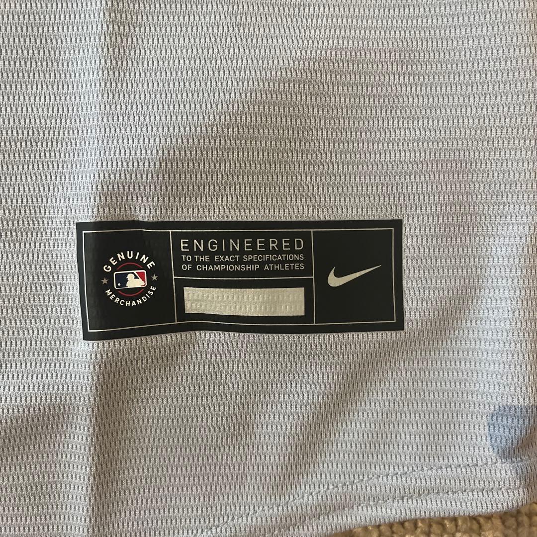 ブルージェイズ　岡本和真 ユニフォーム