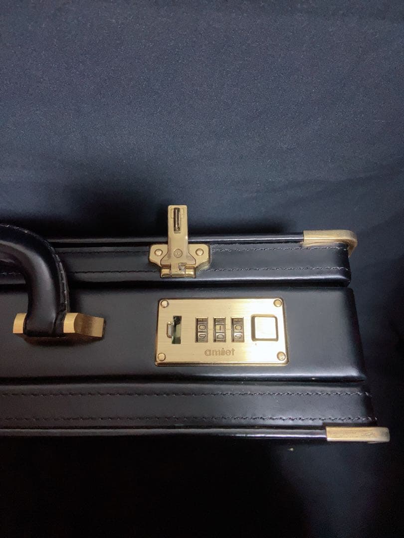 アミエット　レザー　アタッシュケース