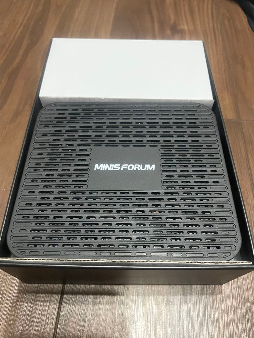 【ほぼ未使用】MINIS FORUM ミニPC 3台まとめ売り