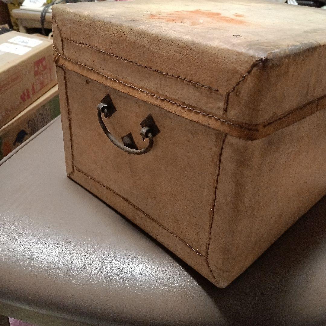 大正レトロ　海上萬昌威造　表面皮　木製箱 青い内装