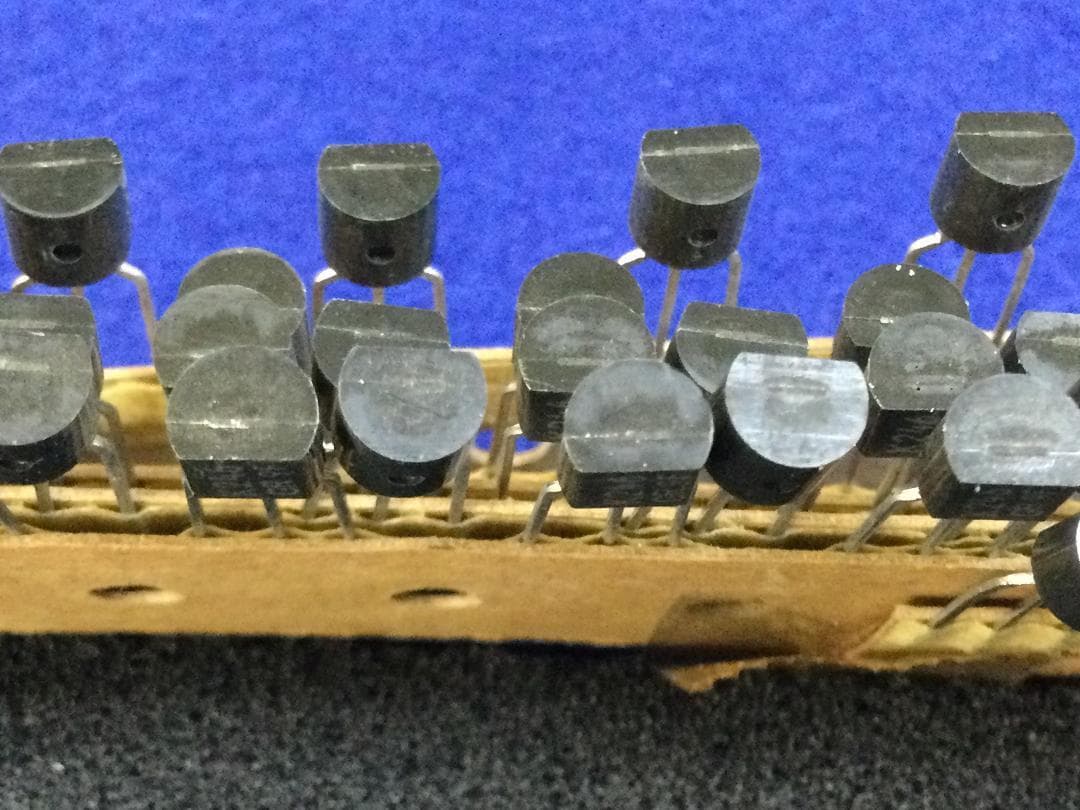 2SK246-GR 東芝 TAF333ESX P3099 CDP777ES