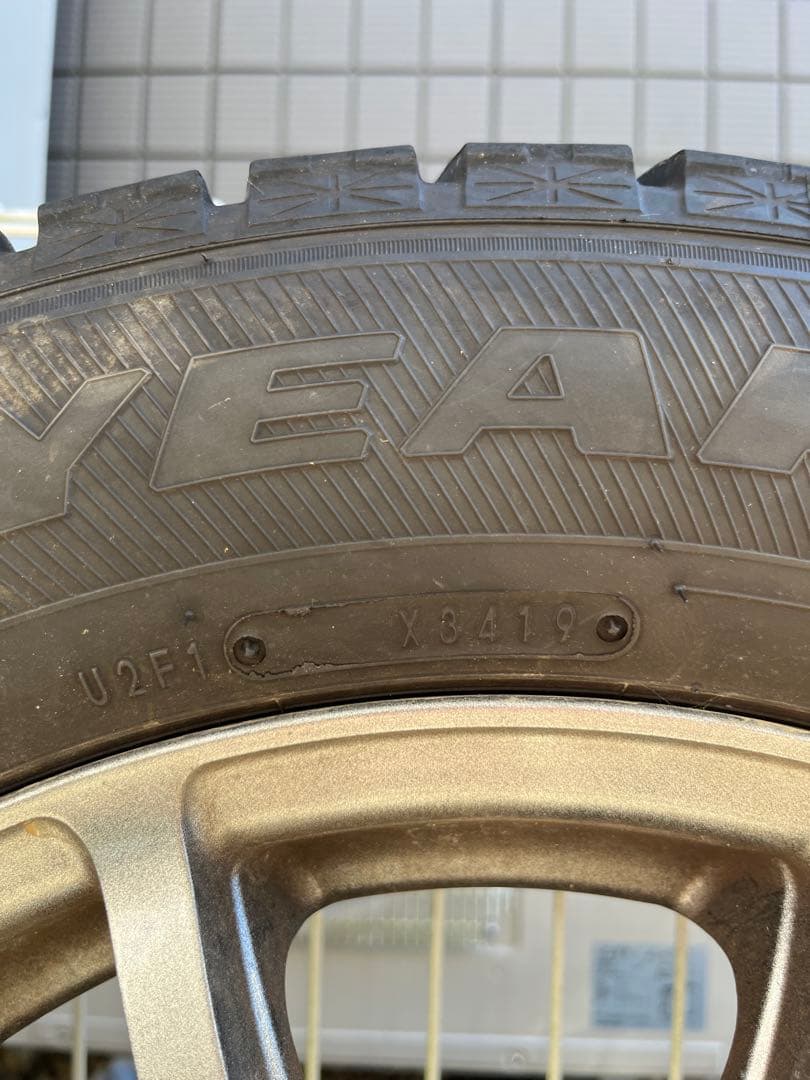 215/60R16 スタッドレスタイヤ4本セット ICENAVI 6