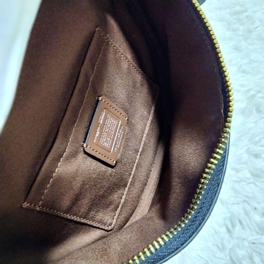 極美品　コーチ　ウエストポーチ　シグネチャー　PVC　ブラウン　パックマン