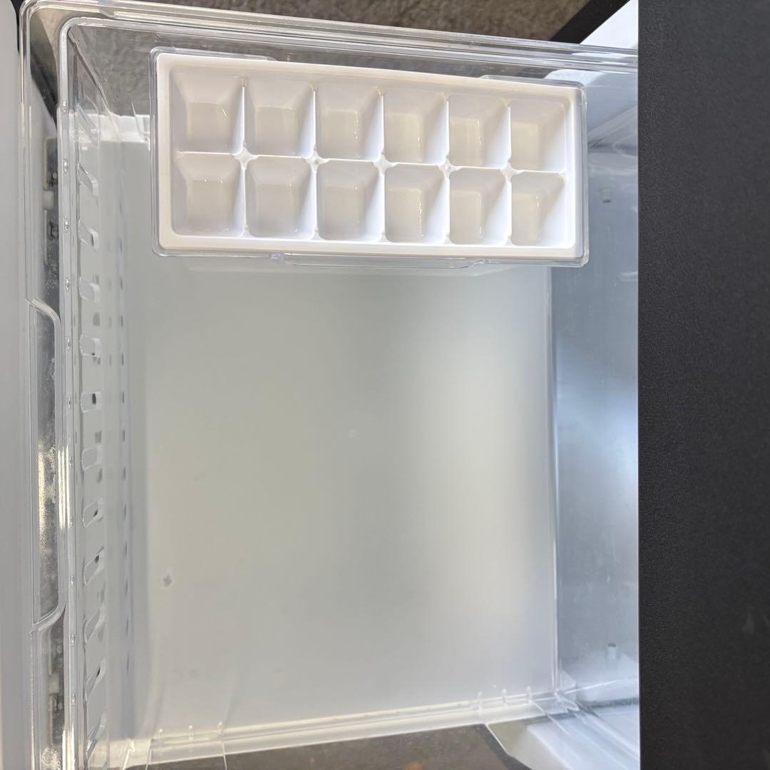 100❤️　冷蔵庫　パナソニック　一人暮らし　黒　23年製　右開き　中古　設置無料