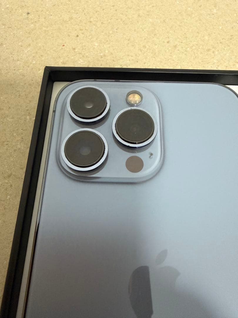 iPhone 13 Pro シエラブルー SIMフリー　256G