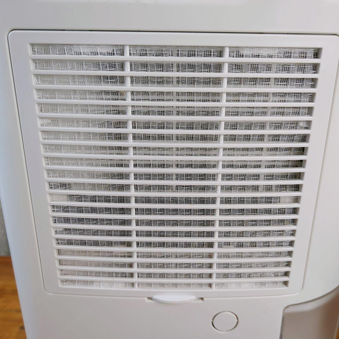 【2021年製】コロナ　衣類乾燥除湿機　CD-P63A2