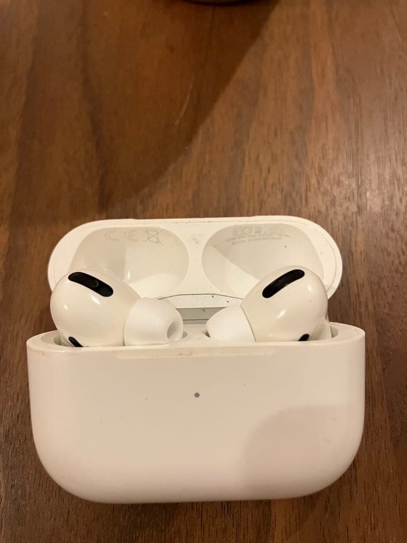 Air Pods Pro 2 本体（中古：２，３年使用）
