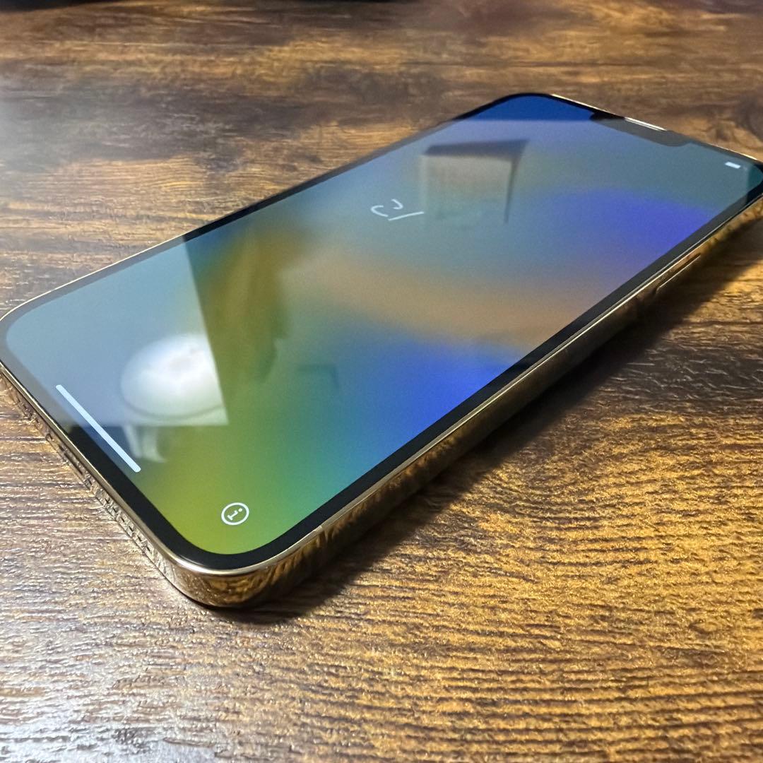 【超美品】iPhone13 Pro Max 256GB Gold SIMフリー