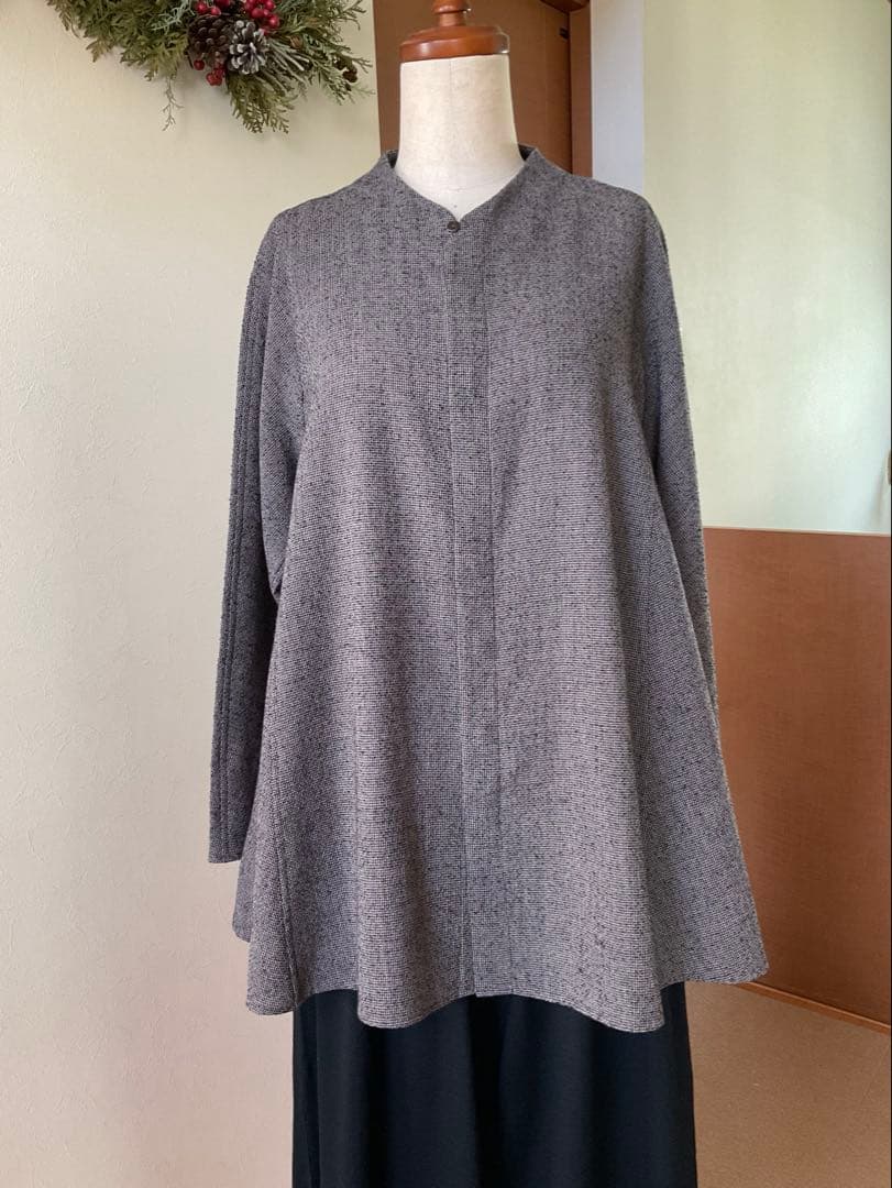 ヨーガンレール　ウールコットン平　ブラウス　未使用品　2023年