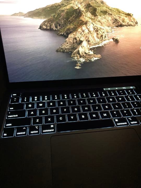 MacBook Pro 13インチ　2GクアッドコアIntel Core i5