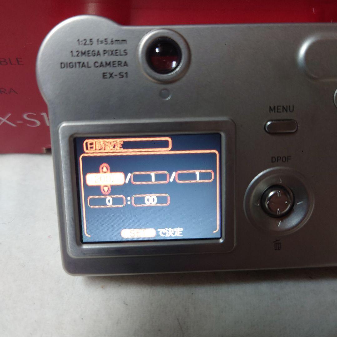 CASIO EX-S1 デジタルカメラ 1.2メガピクセル・箱付き