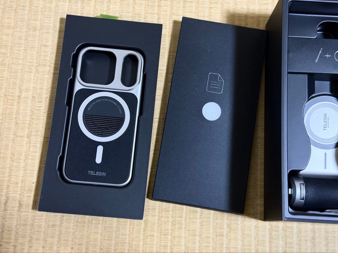 スマホアクセサリー TELESIN MASTER GRIP for iPhone 17 Pro
