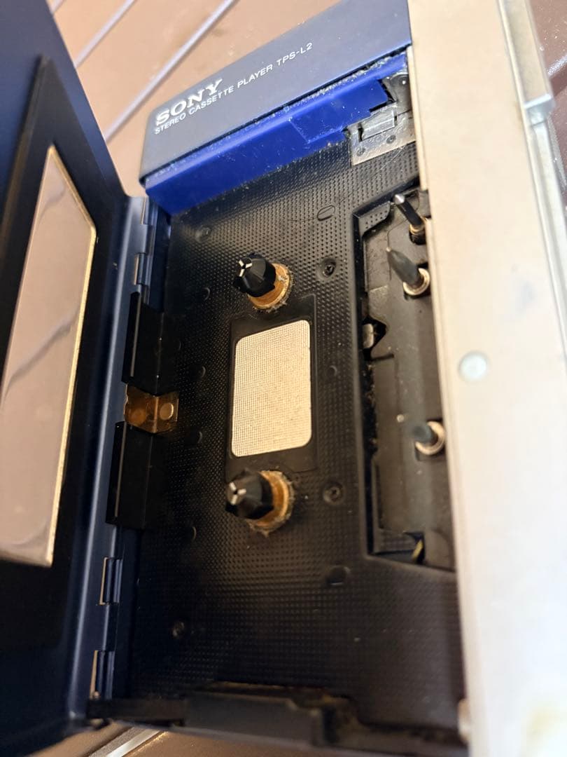 SONY TPS-L2 カセットプレーヤー