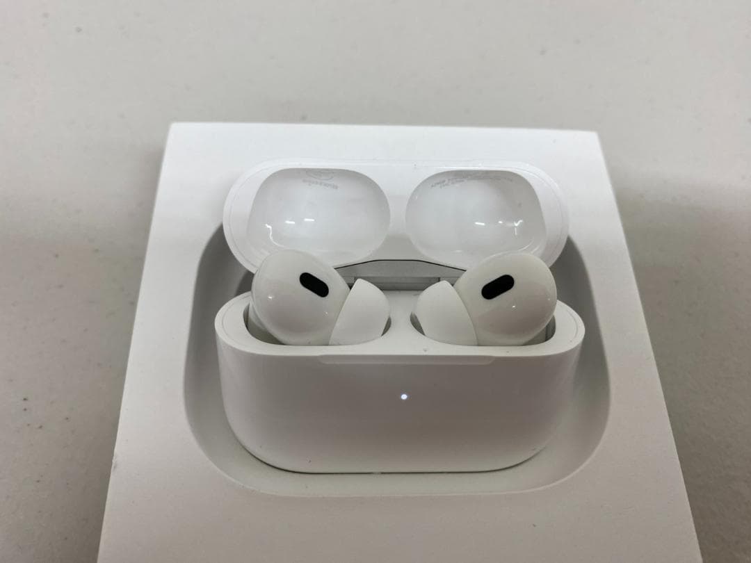 美品 AirPods Pro 第2世代 USB-C アップルエアポッズ イヤホン