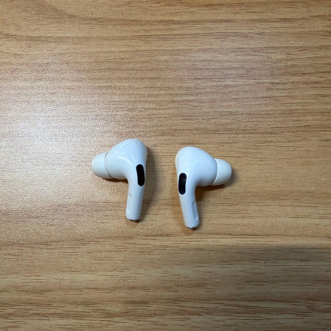 AirPods Pro ワイヤレスイヤホン ホワイト 本体