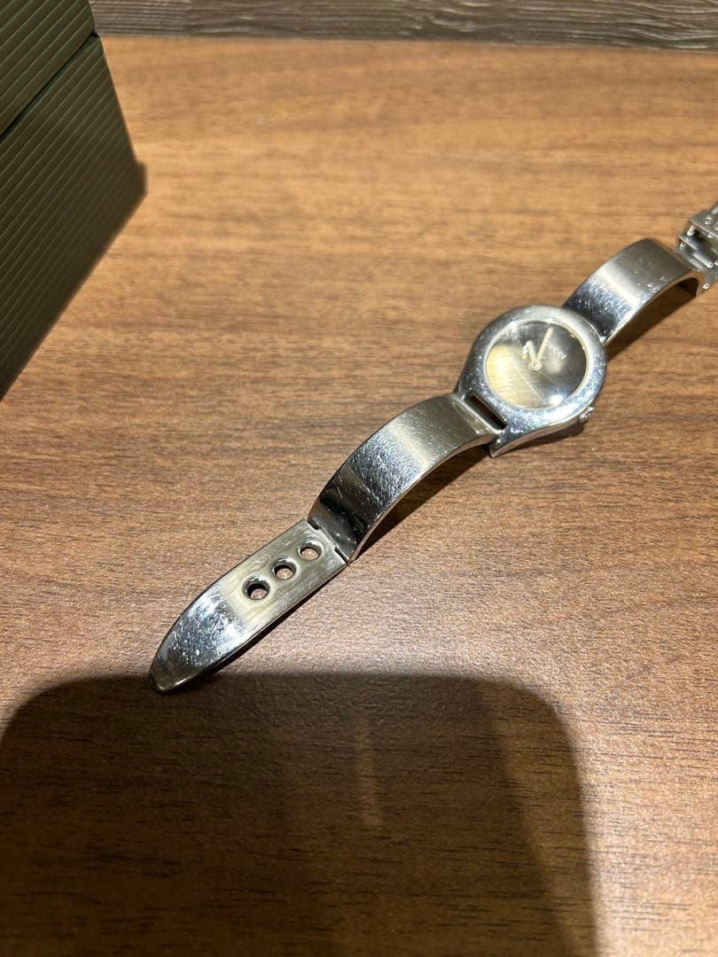 期間限定お値下げ　GUCCI 6700 L 時計