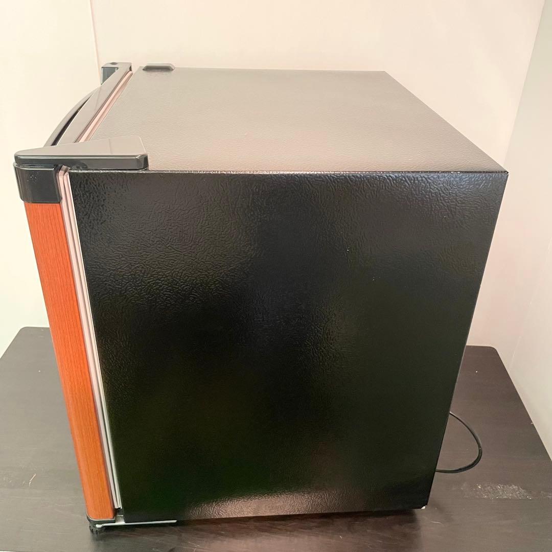 アイリスプラザ 2022年製 1ドア冷蔵庫 木目調 ミニ冷蔵庫