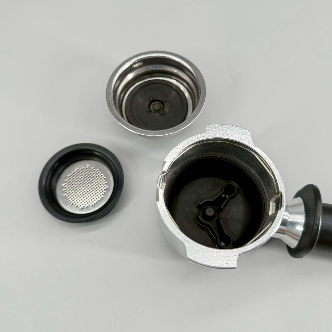 【デロンギ】エスプレッソマシン スティローザ EC235J-BK