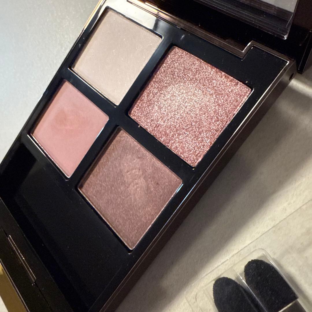 トムフォード アイシャドウ 030 インソレントローズ アイシャドウパレット