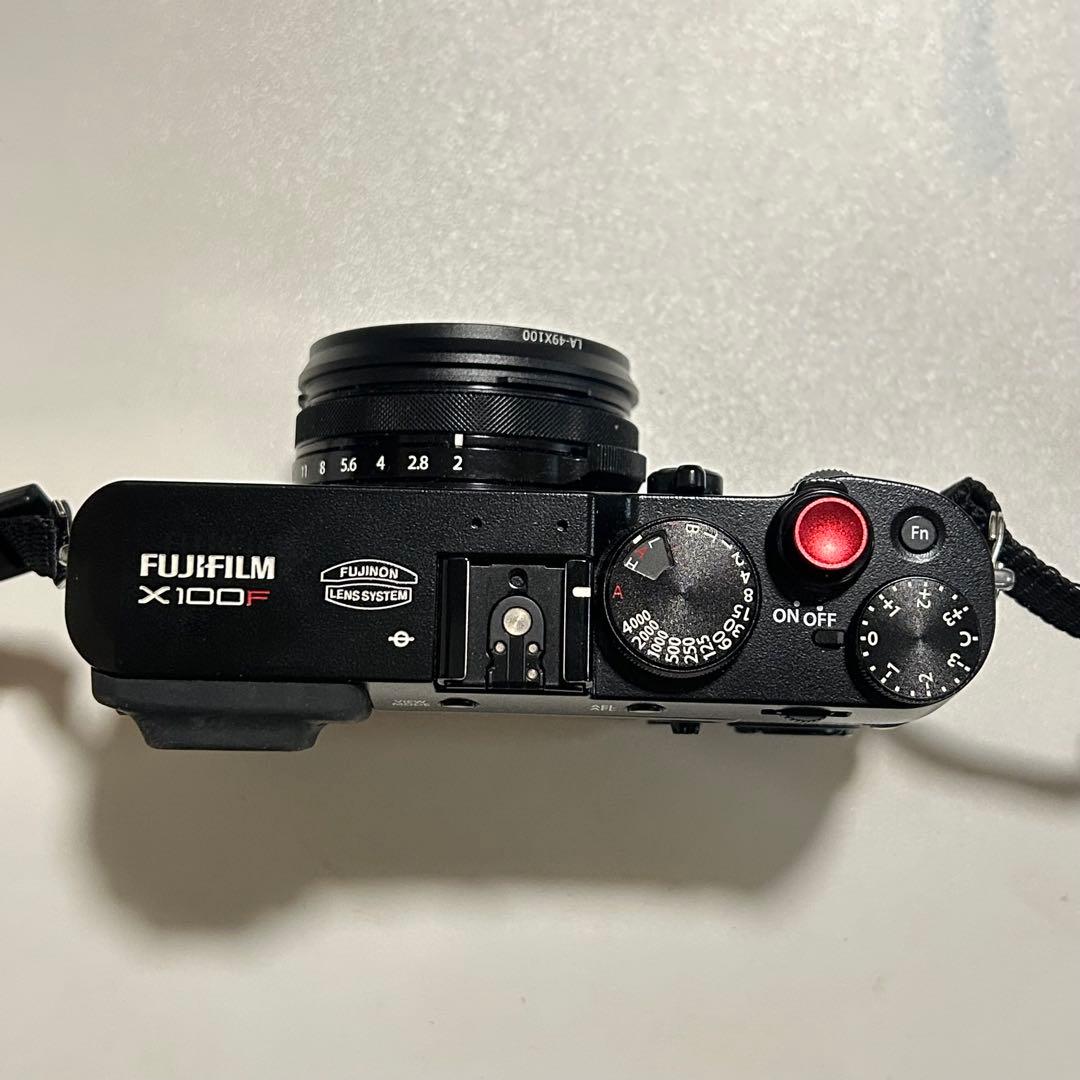 【美品】FUJIFILM X100F ブラック 専用レザーケース付き