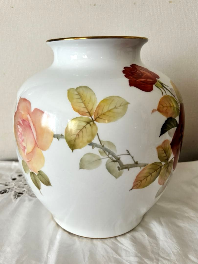 大倉陶園　クラシックローズ　手描き　花器　花瓶