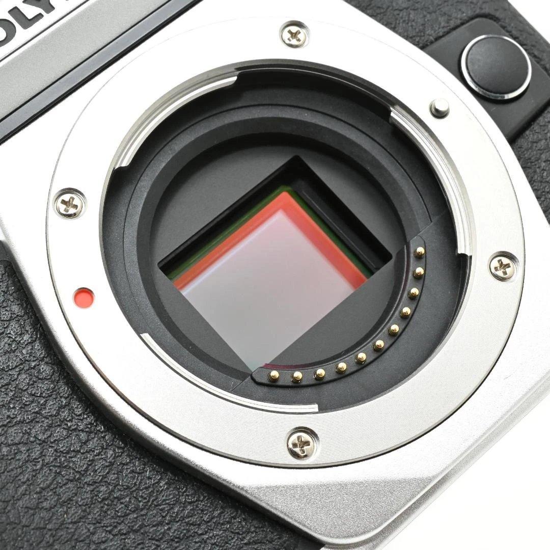 【美品・ショット数1425回】OLYMPUS OM-D E-M10 MarkII