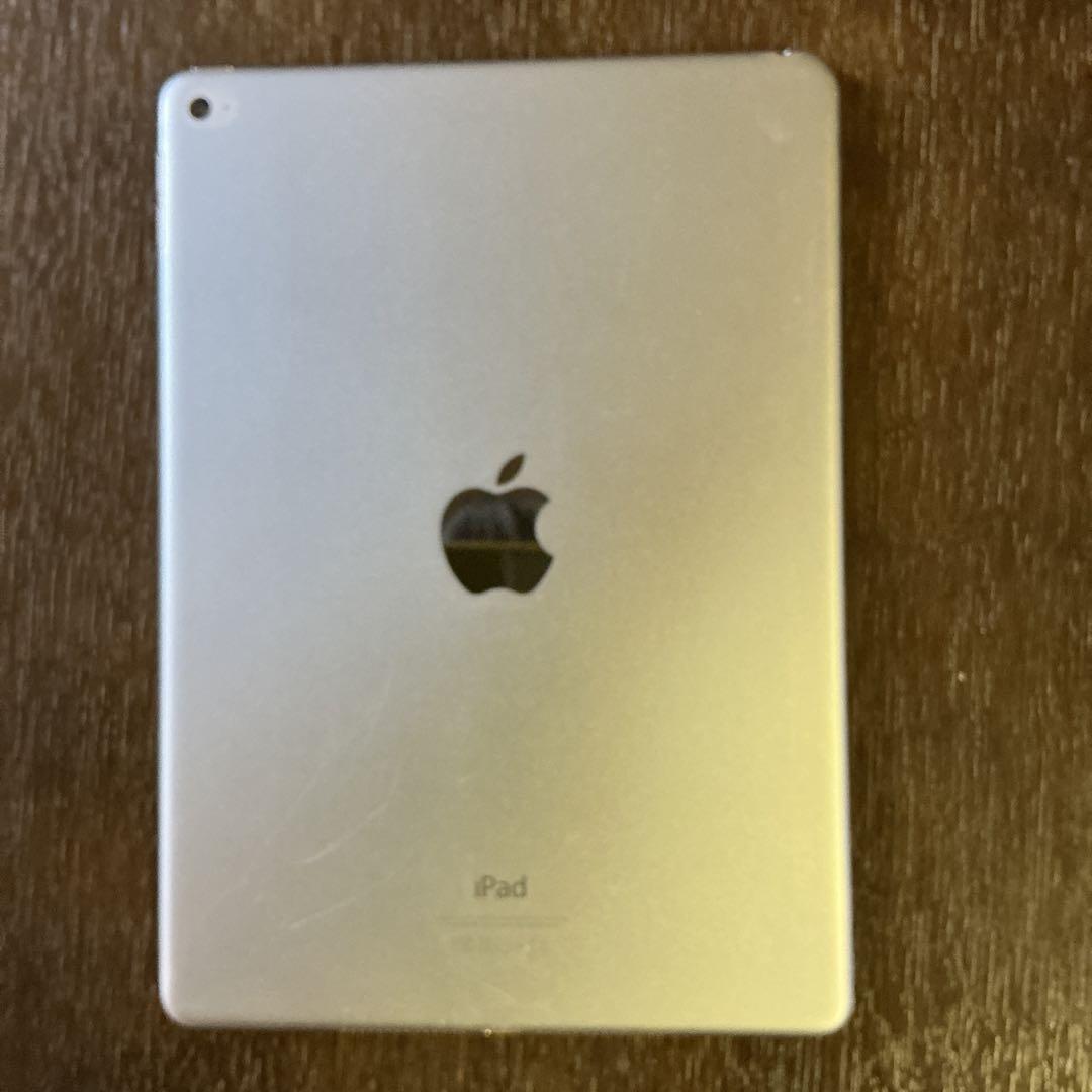 Apple iPad Air2シルバー 本体　128GB