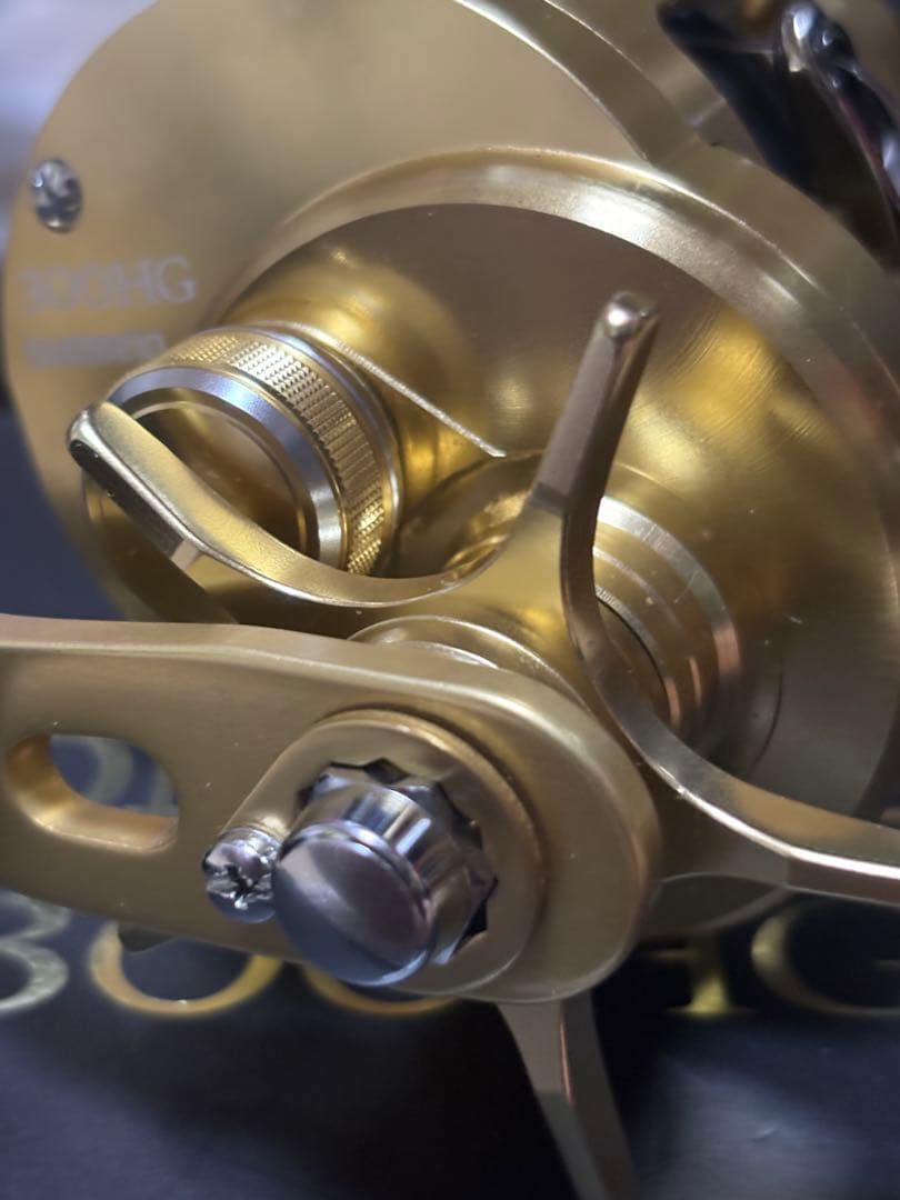 15 オシアコンクエスト 300HG ゴールド