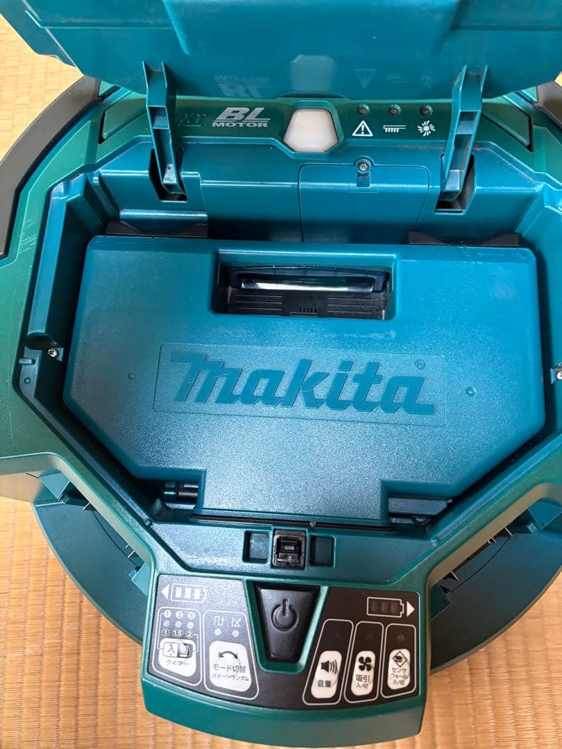 【動作確認済み】Makita ロボット掃除機 RC-200D バッテリー付き