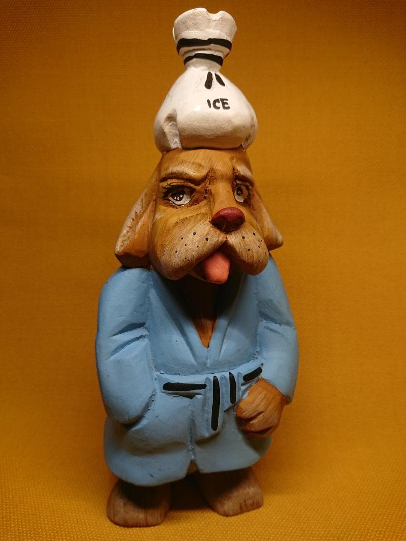 ビンテージ　人形　犬　木彫　彫像　置物　インテリア　工芸品　美術品　A1119