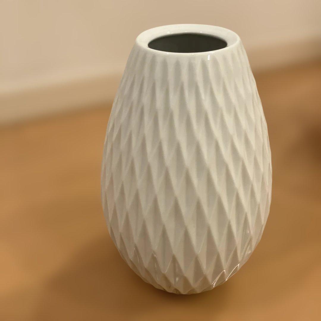 香蘭社　白磁ダイヤ　花瓶　陶磁器 299-NSR