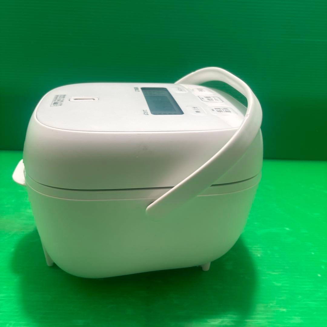 極美品 TIGER 炊飯器 JBS-A055 3号炊 2025年製