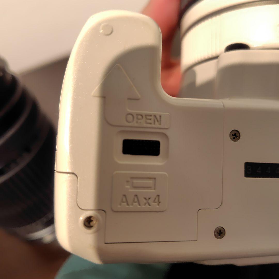 【ホワイト】PENTAX K-x ダブルズームセット ※液晶・ファインダー訳あり