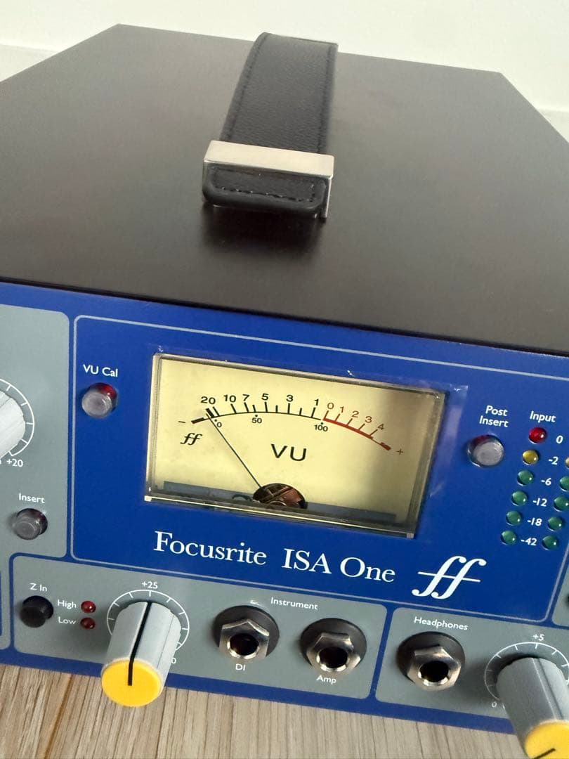 【新品同様！】Focusrite ISA One マイクプリアンプ