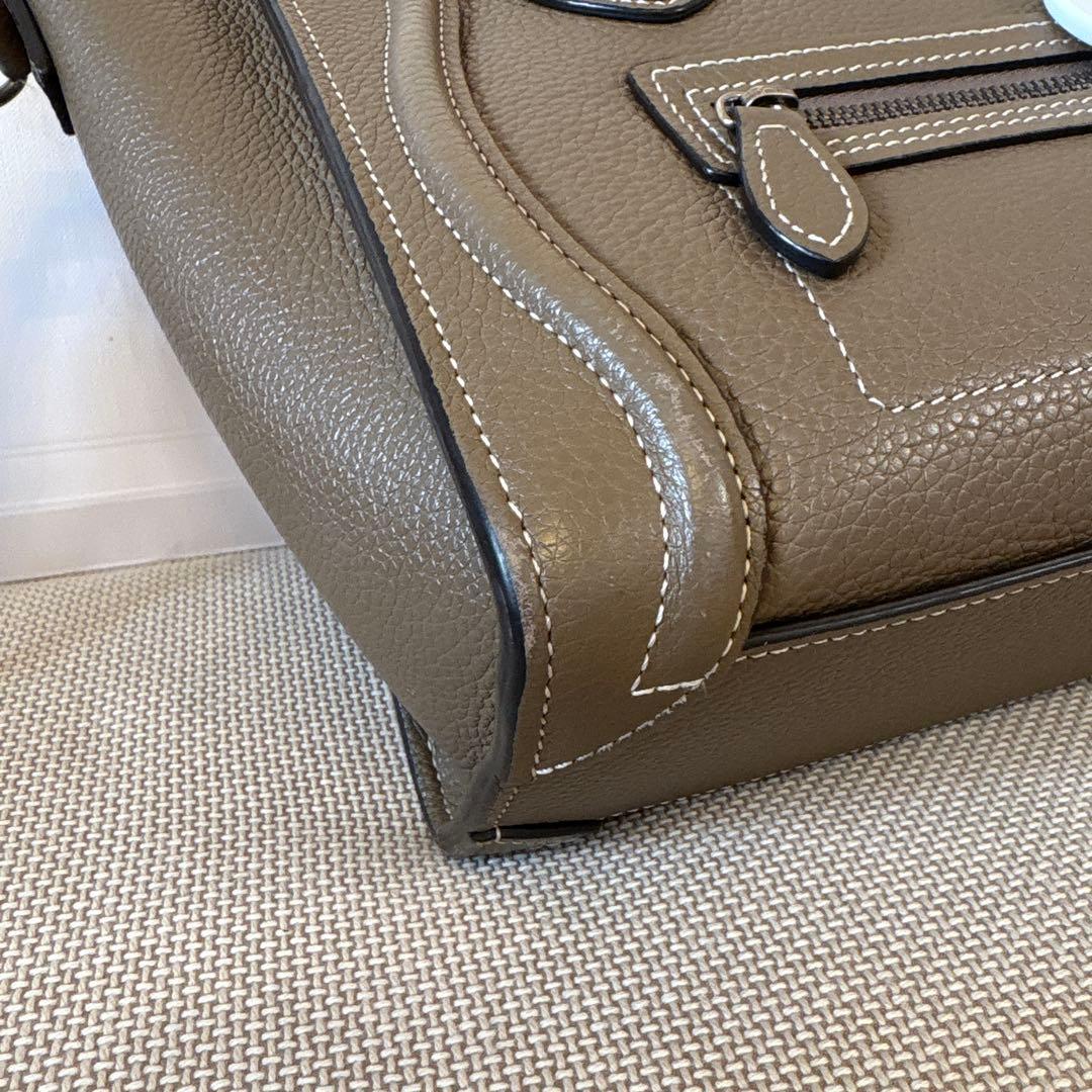 セリーヌ ラゲージ　ナノ　スリ