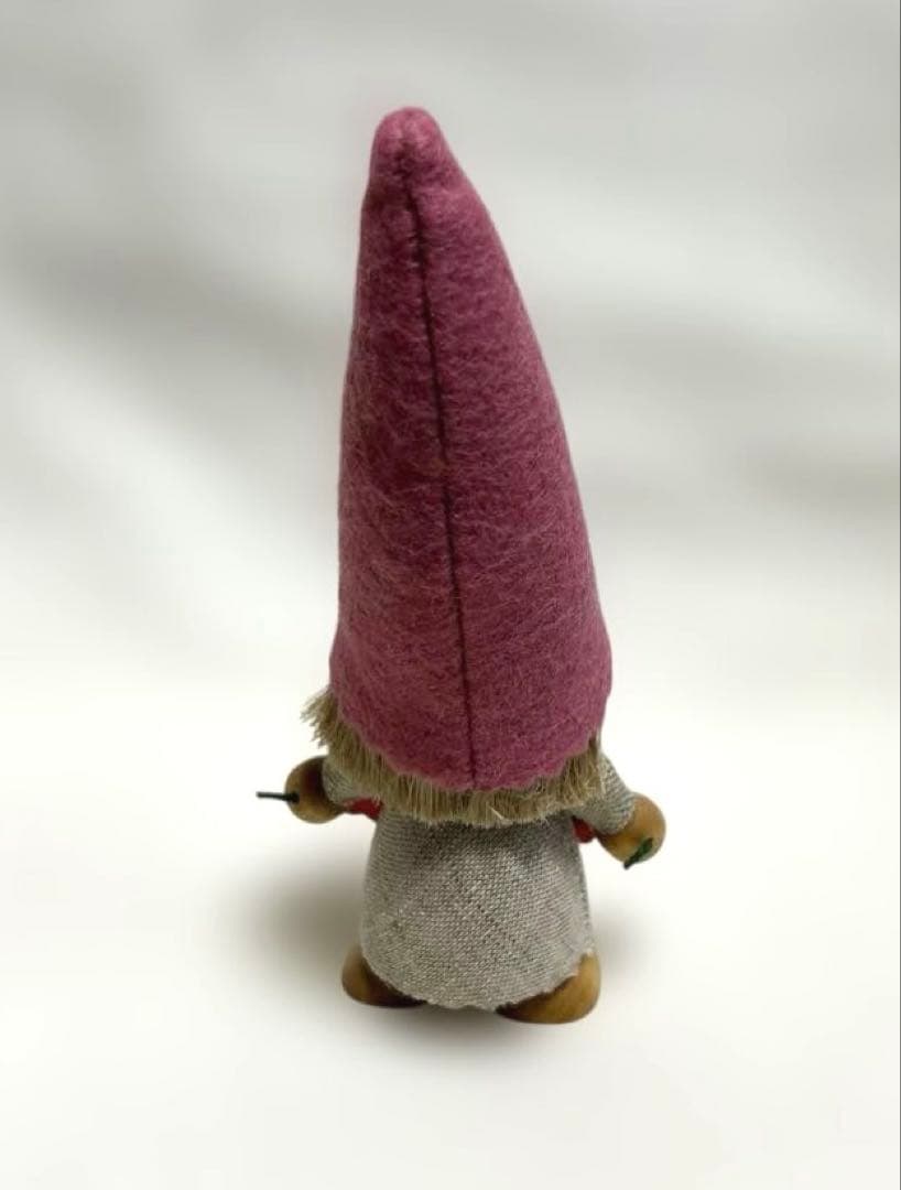 ノルディカニッセ　楽譜を持つ女の子 花飾りを持つ女の子　クリスマス　北欧