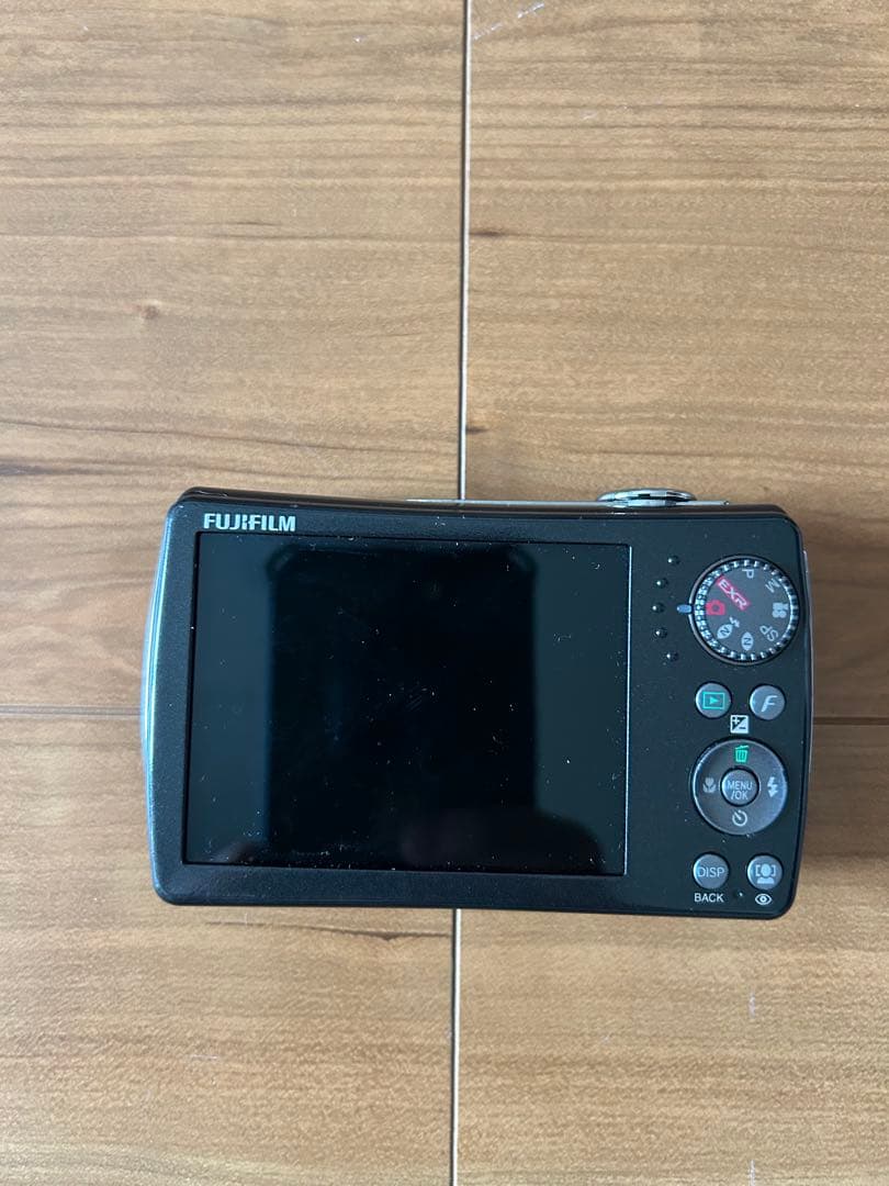 値下げしました。Fujifilm FinePix F200EXR 5倍ズーム