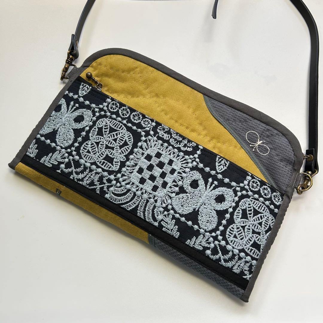 ミナペルホネン　通帳特大バッグ　キルト　papurikko マスタード