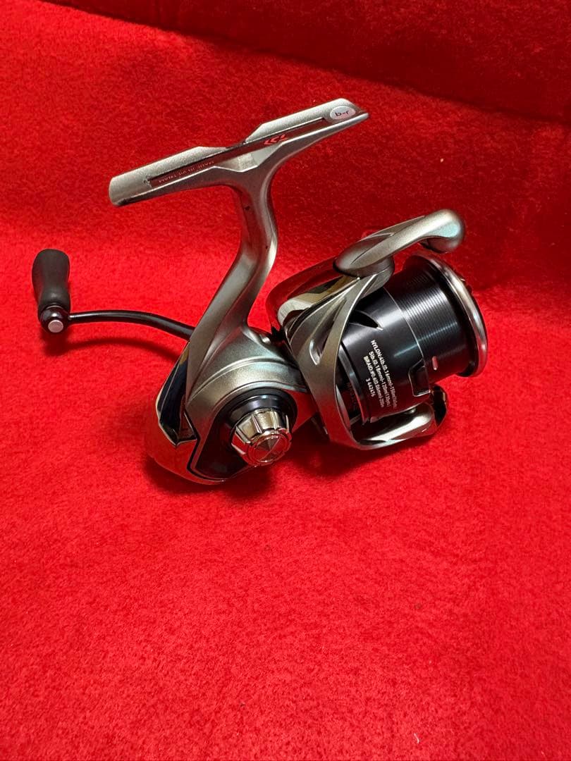 Daiwa 25カルディア　LT2500S スピニングリール