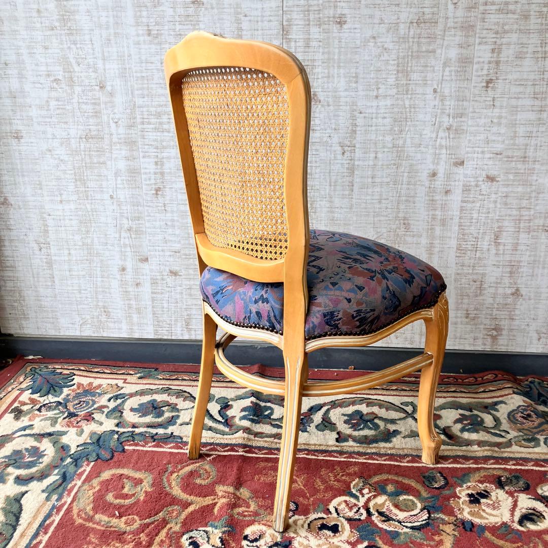 g5 イタリア家具 花柄彫刻 リベット打ちダイニングチェア 木製椅子 ビンテージ