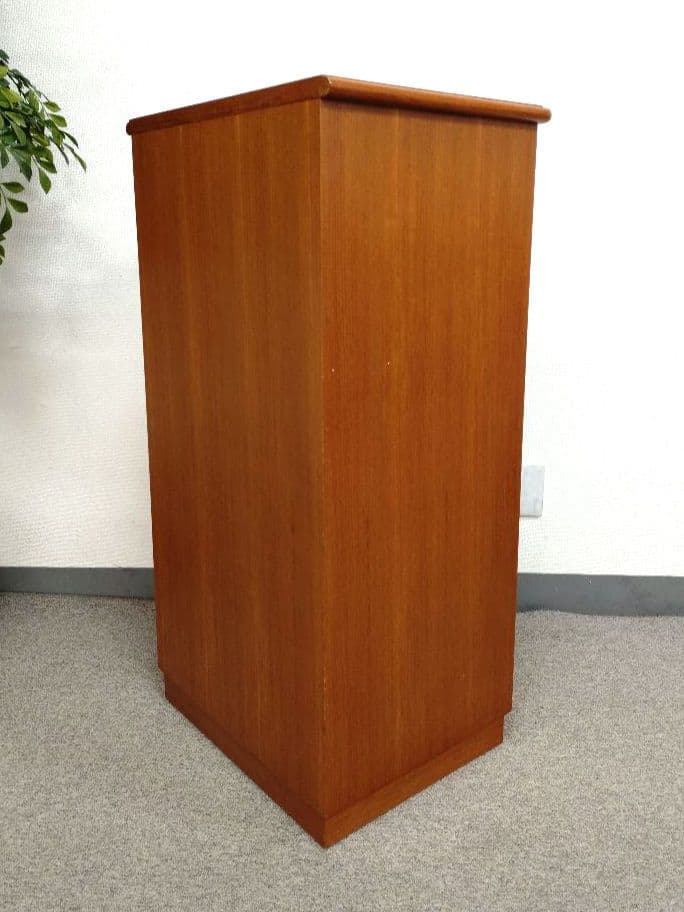 ヴィンテージ 木製タンス 刺繍装飾引き出し付き 刺繍 5段チェスト