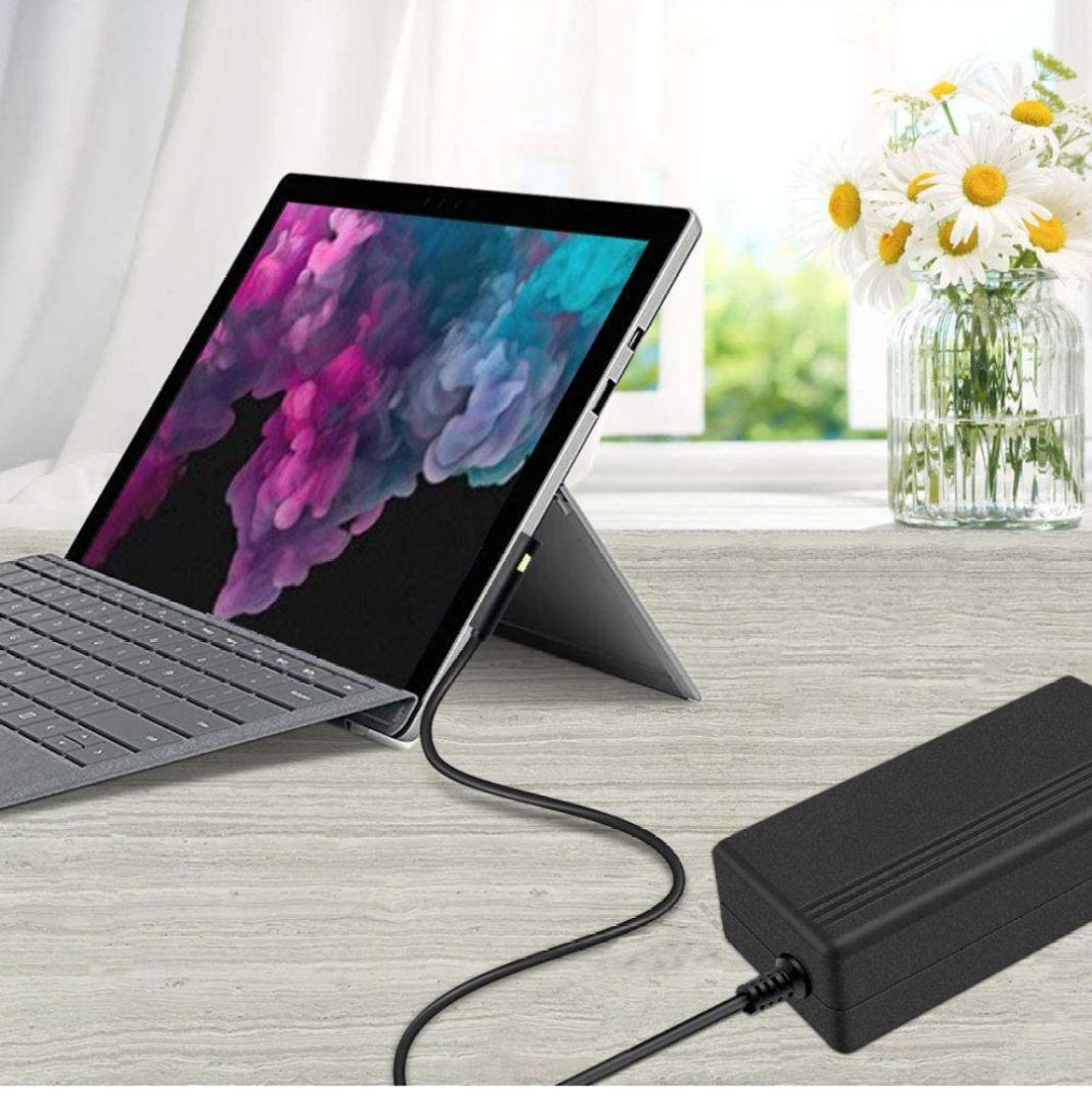 ☘️　Surface サーフェス 充電器 電源アダプター