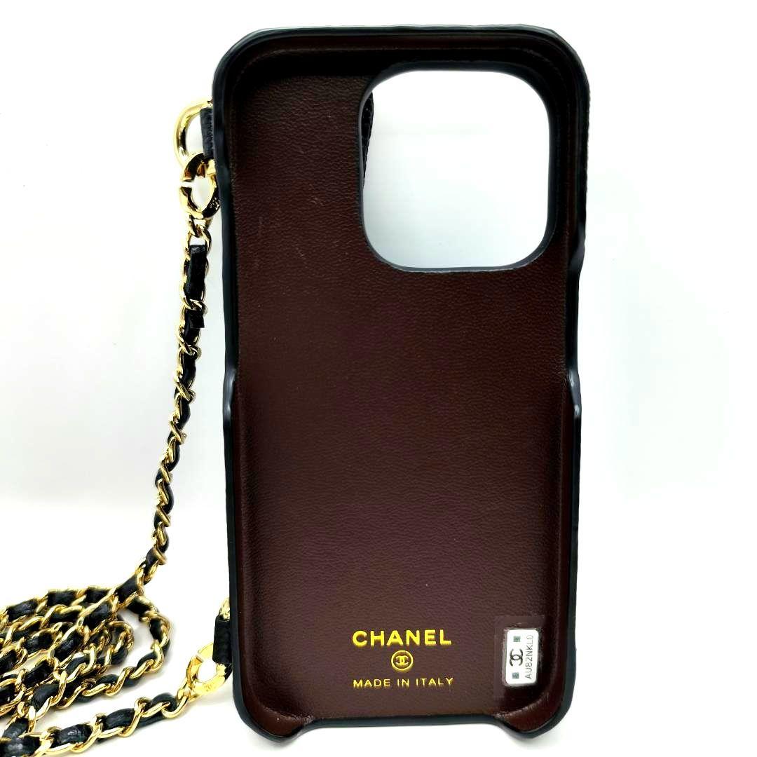 現行極美品！シャネル iPhone14Proスマホケースキャビアスキンマトラッセ
