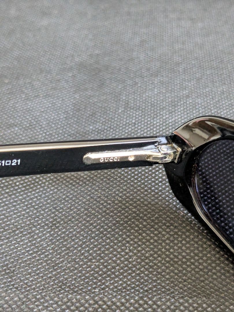 マ*ズ様 GUCCI サングラス 黒 メガネ ケース付 ヴィンテージ