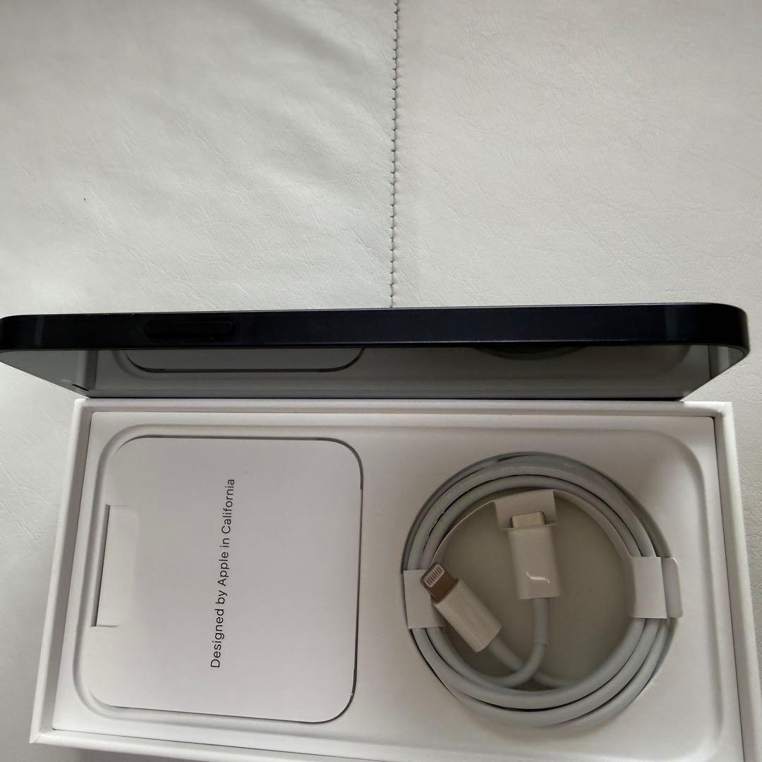 iPhone12 ブラック 256GB SIMフリー 画面割れあり 動作確認済