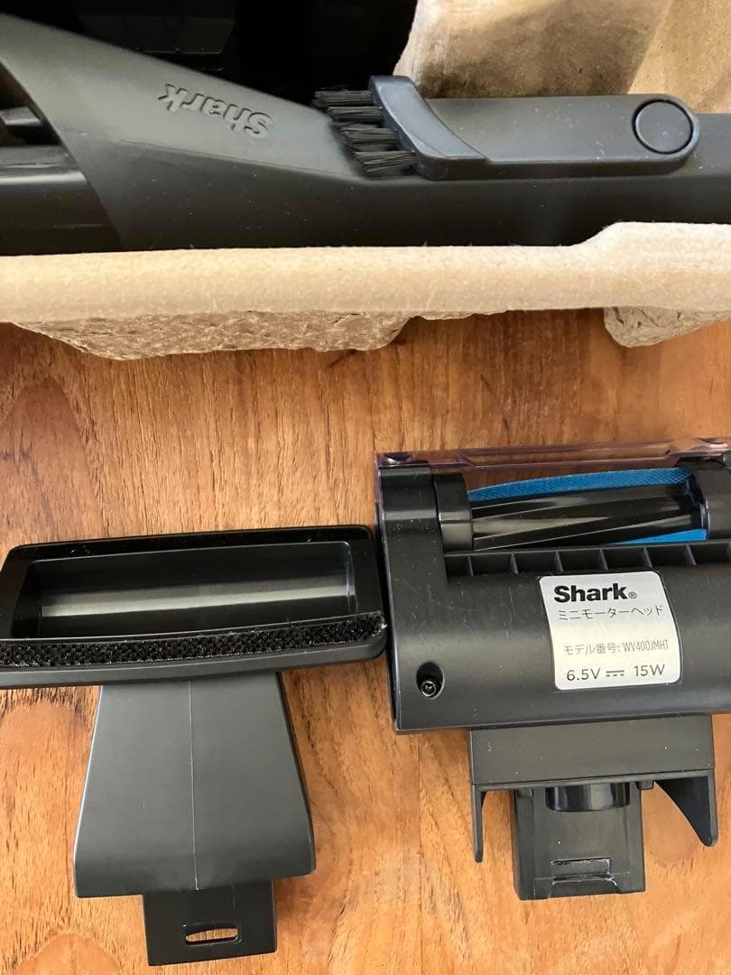 Shark シャーク EVOPOWER EX 充電式ハンディクリーナーWV405