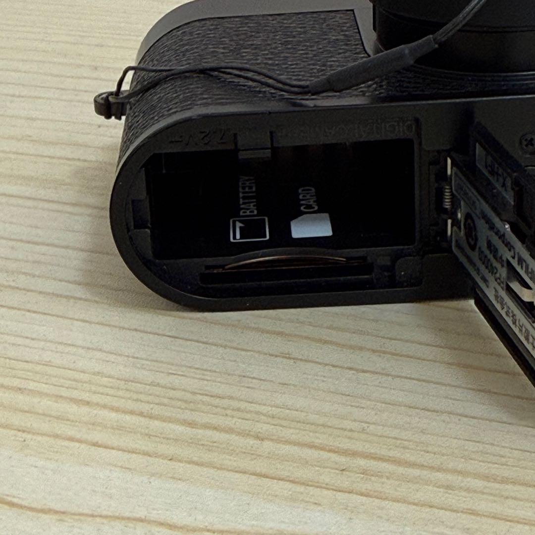 FUJIFILM X half コンパクトデジタルカメラ　富士フイルム